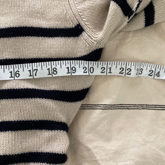 Vince 100% Cashmere Stripe Boxy Crew Sweater. Size S - Picture 5 of 11